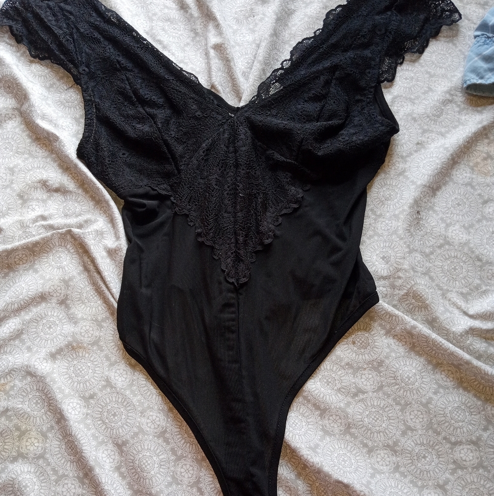 Body suit/lingerie